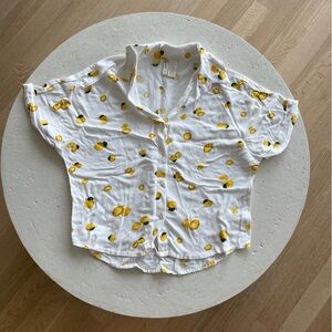 Lemon Button Up Short Sleeve Top Size Smalll